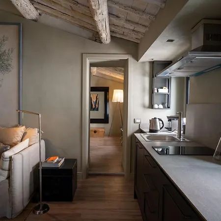 מלון Sassolini & - Country Boutique מונטווארקי