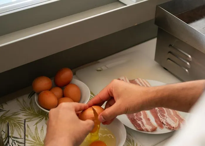 Sassolini & - Country Boutique 4*