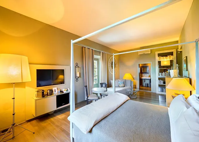 Sassolini & - Country Boutique 4* Montevarchi